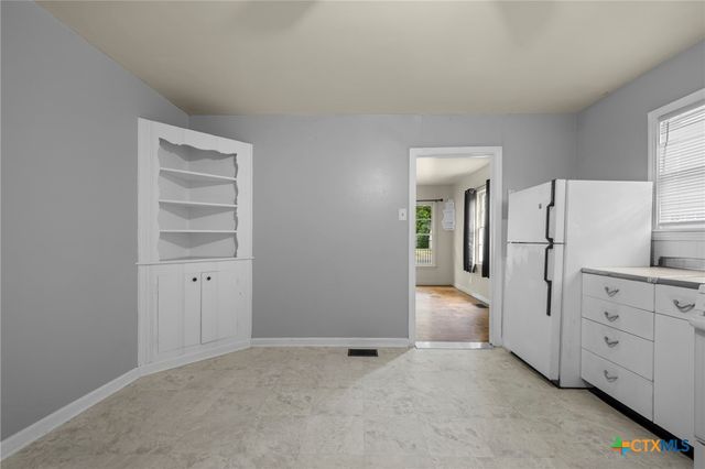 1104 N 10th Street, Killeen, TX 76541