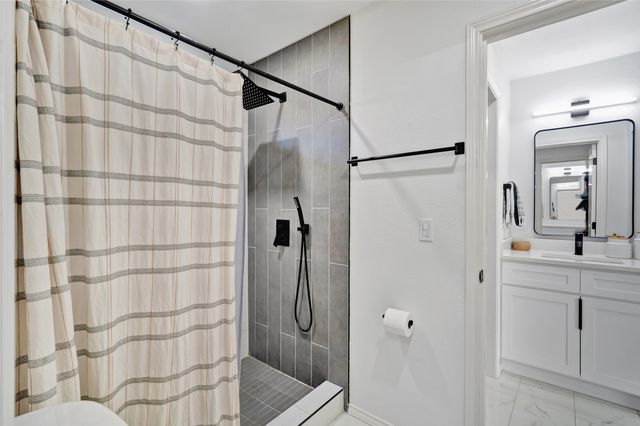 2701 Downing Drive, Plano, TX 75023