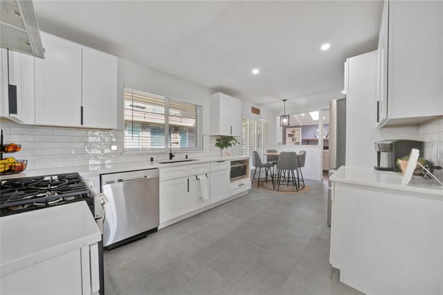 2701 Downing Drive, Plano, TX 75023