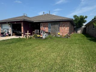 1609 Canary Circle, League City, TX 77573