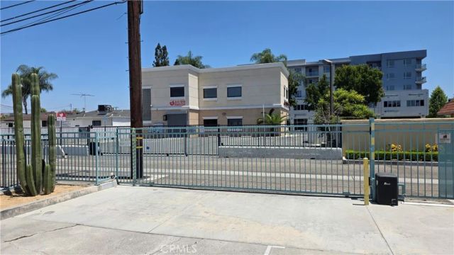 5822 FULLERTON, Buena Park, CA 90621