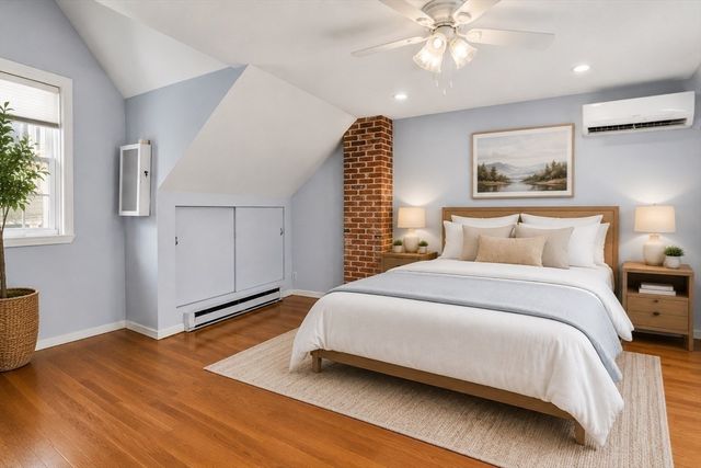 223 Bolton St, Boston, MA 02127