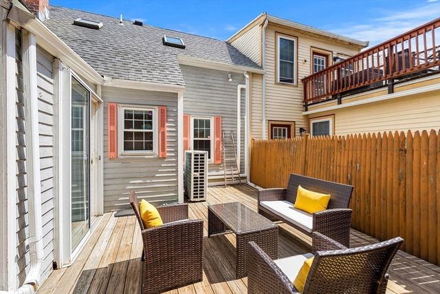 223 Bolton St, Boston, MA 02127