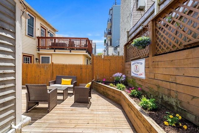 223 Bolton St, Boston, MA 02127
