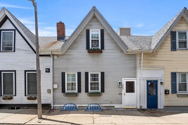 223 Bolton St, Boston, MA 02127