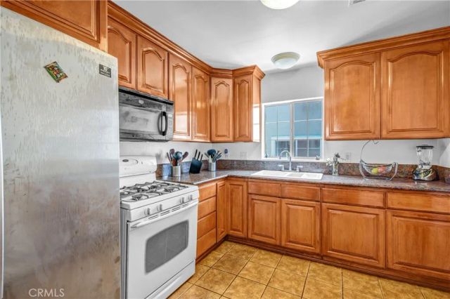 3975 Barrett Rd., Los Angeles, CA 90032
