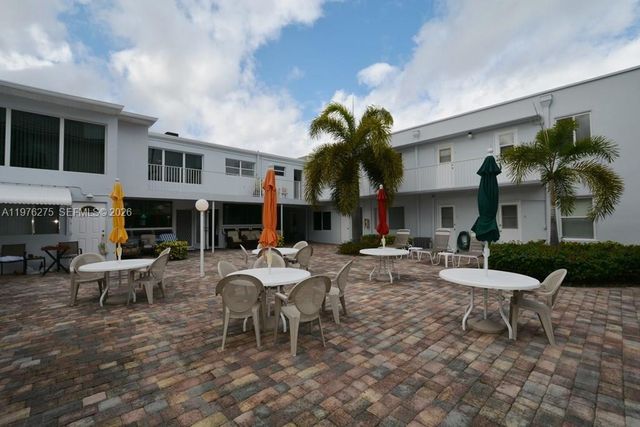 4228 N Ocean Dr 17, Lauderdale By The Sea, FL 33308