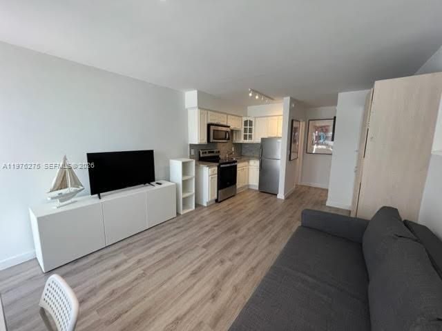 4228 N Ocean Dr 17, Lauderdale By The Sea, FL 33308