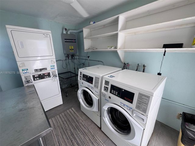 4228 N Ocean Dr 17, Lauderdale By The Sea, FL 33308