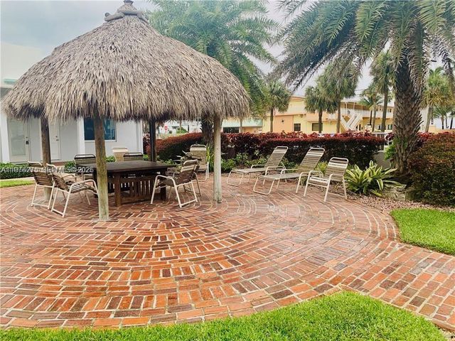 4228 N Ocean Dr 17, Lauderdale By The Sea, FL 33308