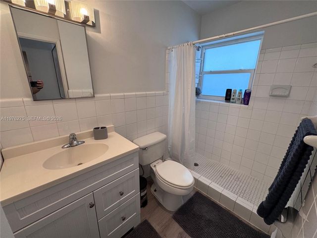 4228 N Ocean Dr 17, Lauderdale By The Sea, FL 33308
