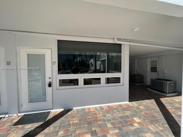 4228 N Ocean Dr 17, Lauderdale By The Sea, FL 33308