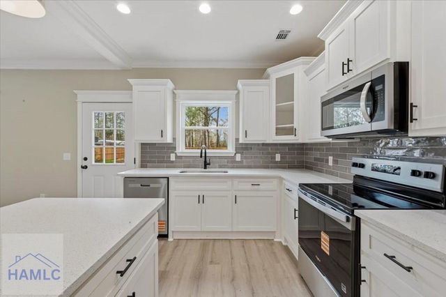 525 Carlyene Drive, Midway, GA 31320