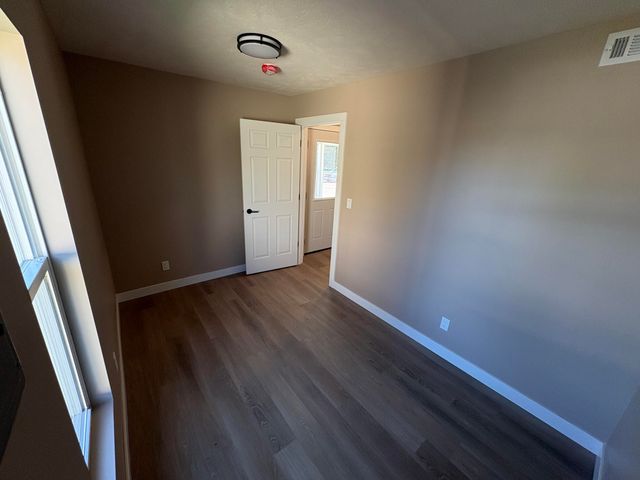 1727 2ND Avenue, Council Bluffs, IA 51501