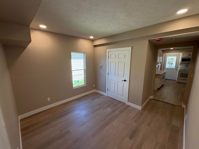 1727 2ND Avenue, Council Bluffs, IA 51501