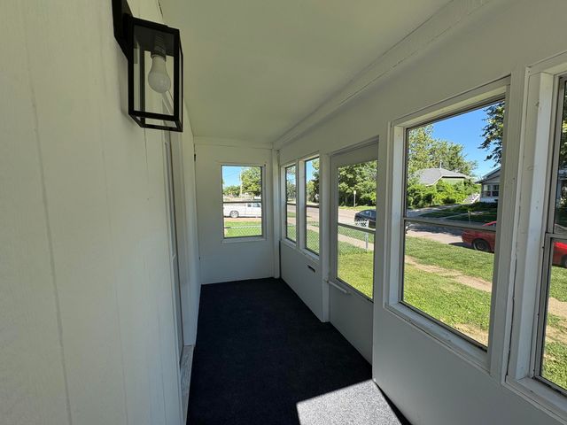 1727 2ND Avenue, Council Bluffs, IA 51501