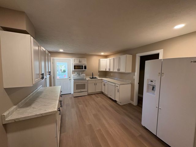 1727 2ND Avenue, Council Bluffs, IA 51501