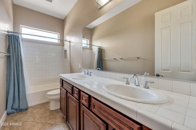 32005 N 16th Avenue, Phoenix, AZ 85085