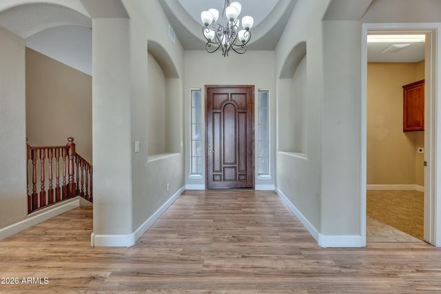 32005 N 16th Avenue, Phoenix, AZ 85085