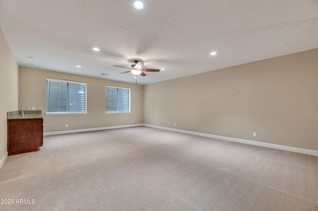 32005 N 16th Avenue, Phoenix, AZ 85085
