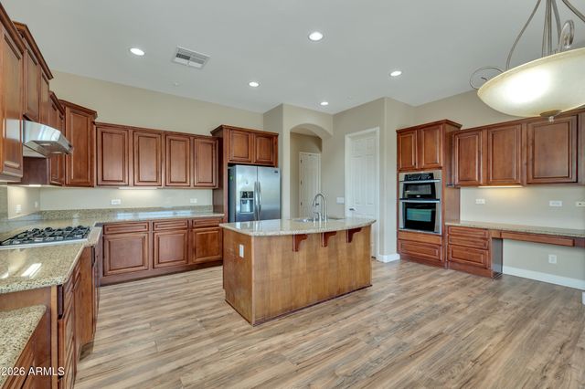32005 N 16th Avenue, Phoenix, AZ 85085
