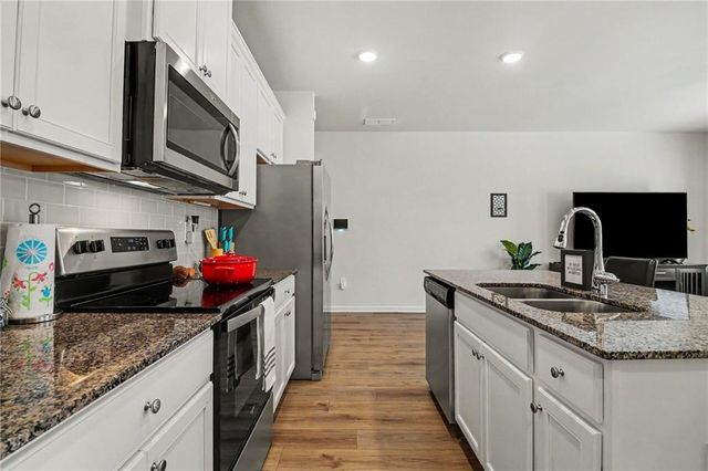 4724 Fullerton Drive, Oakwood, GA 30566