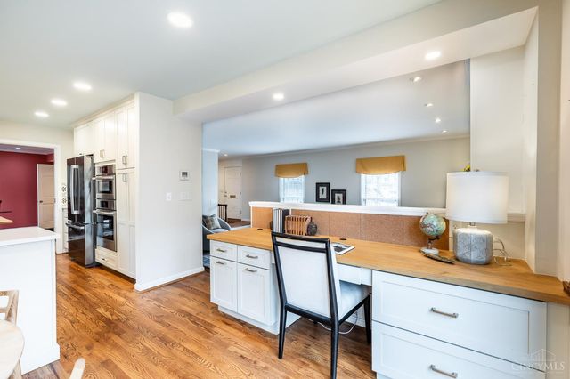 3675 Traskwood Circle, Cincinnati, OH 45208