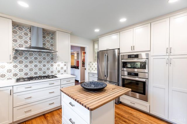 3675 Traskwood Circle, Cincinnati, OH 45208