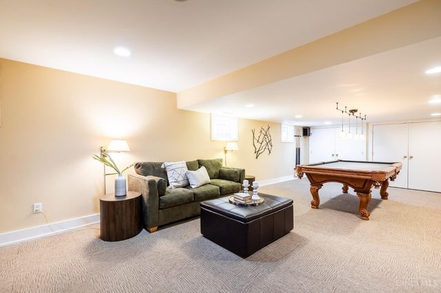 3675 Traskwood Circle, Cincinnati, OH 45208