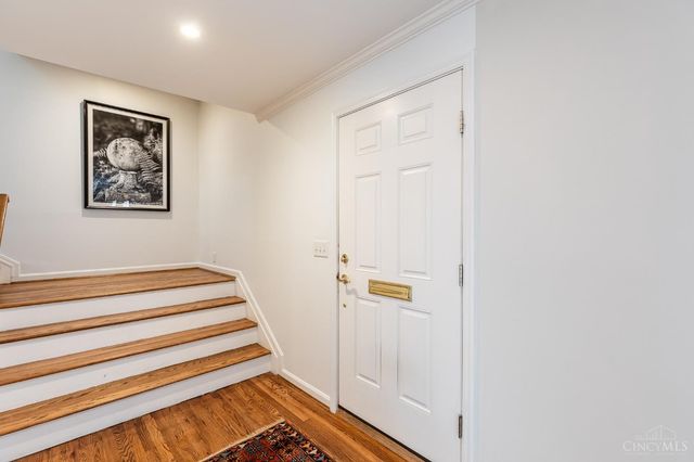 3675 Traskwood Circle, Cincinnati, OH 45208