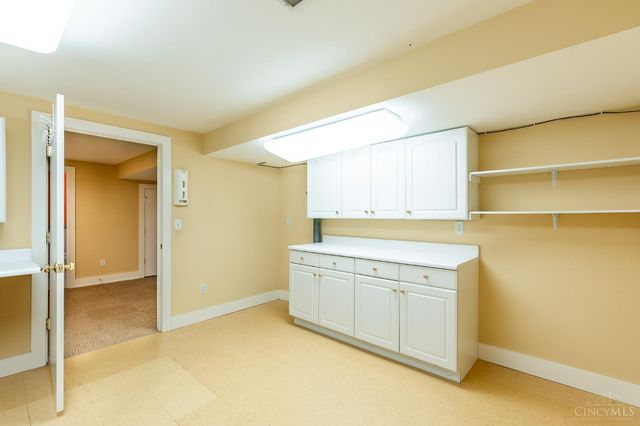 3675 Traskwood Circle, Cincinnati, OH 45208