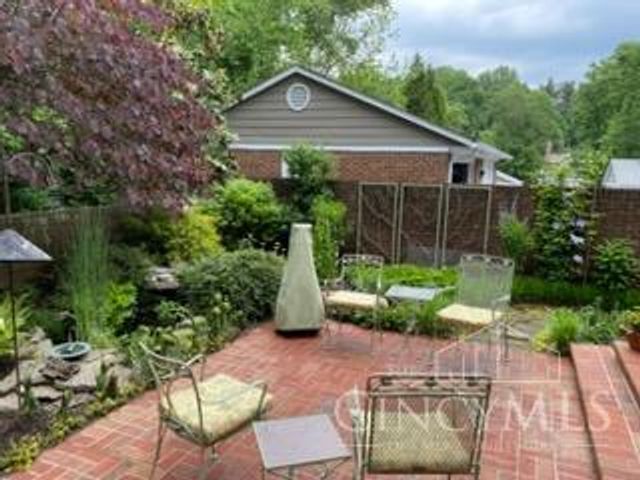 3675 Traskwood Circle, Cincinnati, OH 45208