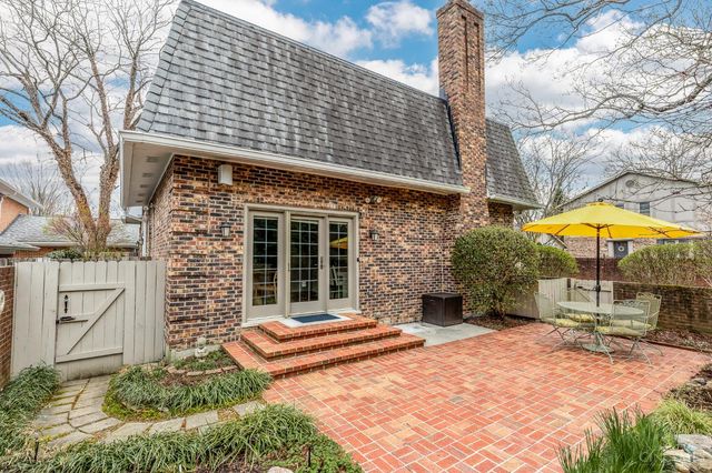 3675 Traskwood Circle, Cincinnati, OH 45208