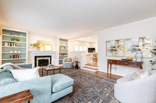 3675 Traskwood Circle, Cincinnati, OH 45208