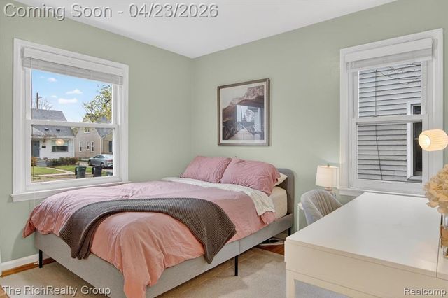 2100 Brockton Avenue, Royal Oak, MI 48067
