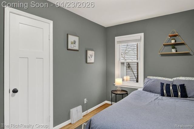 2100 Brockton Avenue, Royal Oak, MI 48067