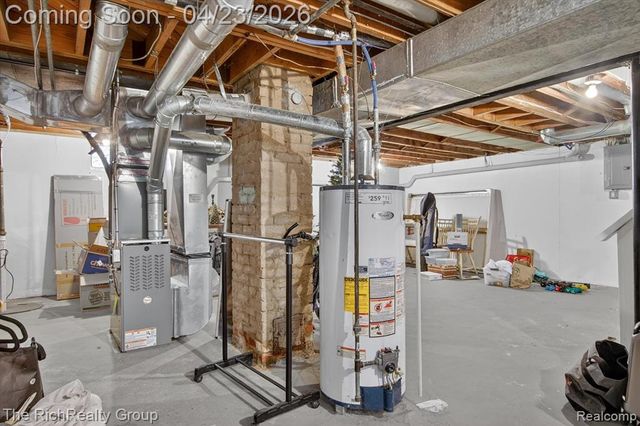 2100 Brockton Avenue, Royal Oak, MI 48067