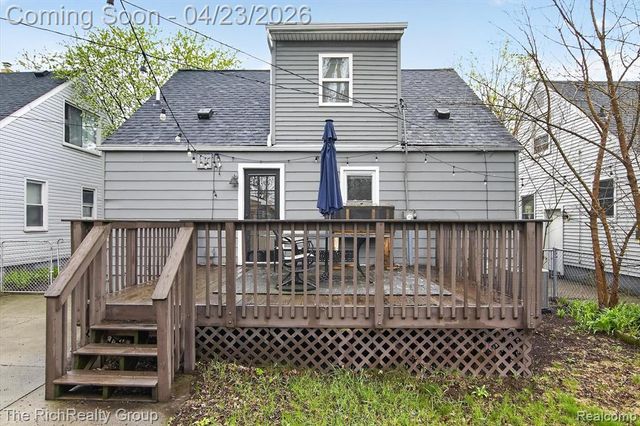 2100 Brockton Avenue, Royal Oak, MI 48067