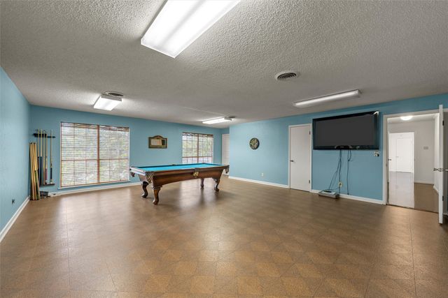 8941 Raven Drive, Woodway, TX 76712