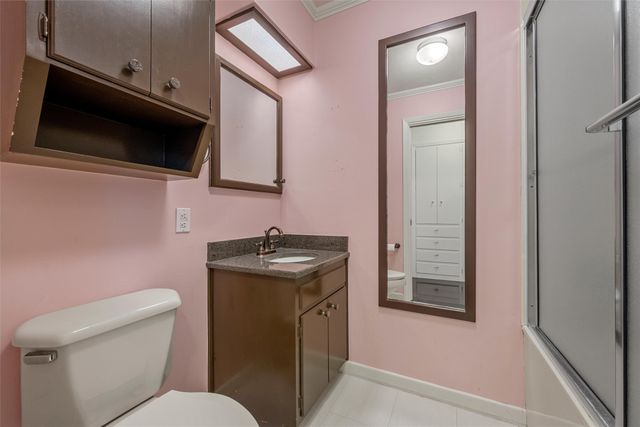 8941 Raven Drive, Woodway, TX 76712