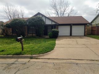 3615 Ceran Drive, Arlington, TX 76016