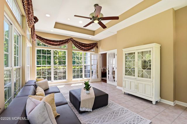 12 Fountain View Drive, Jackson, NJ 08527
