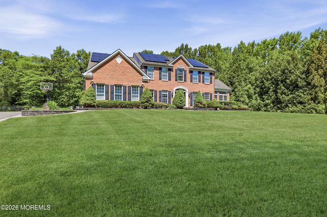 12 Fountain View Drive, Jackson, NJ 08527