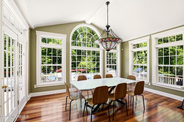 12 Fountain View Drive, Jackson, NJ 08527