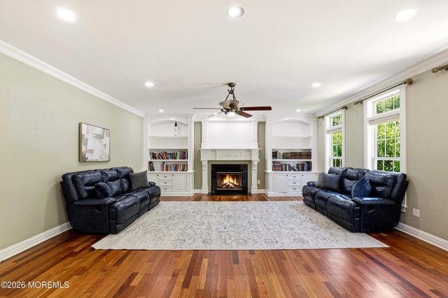 12 Fountain View Drive, Jackson, NJ 08527