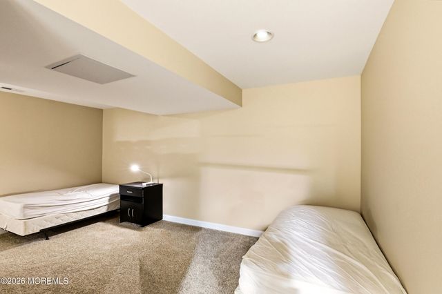 12 Fountain View Drive, Jackson, NJ 08527
