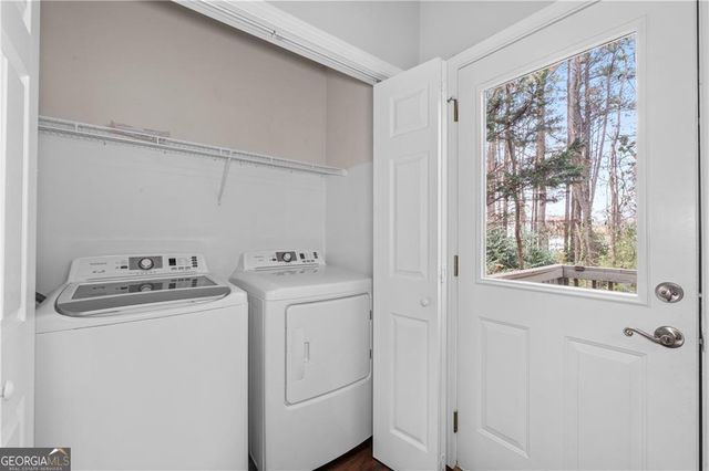 3072 Lauren Parc Road, Decatur, GA 30032