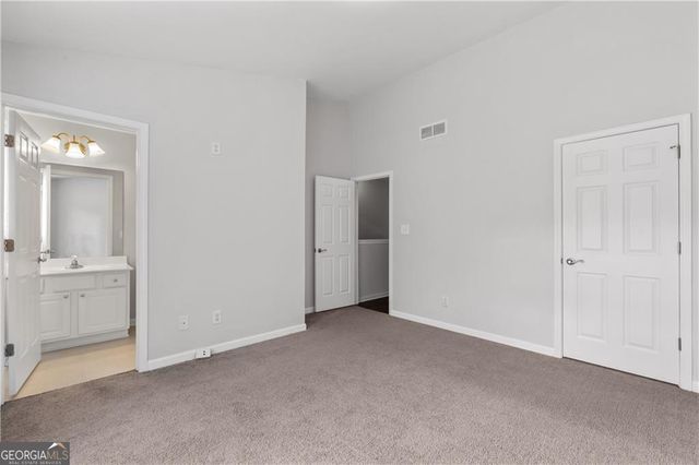 3072 Lauren Parc Road, Decatur, GA 30032