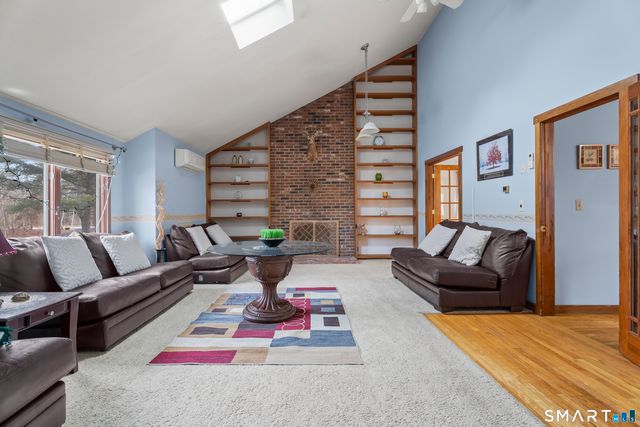 301 Bushy Hill Road, Simsbury, CT 06070