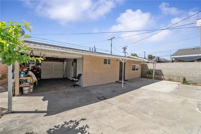 1222 E 103rd, Los Angeles, CA 90002